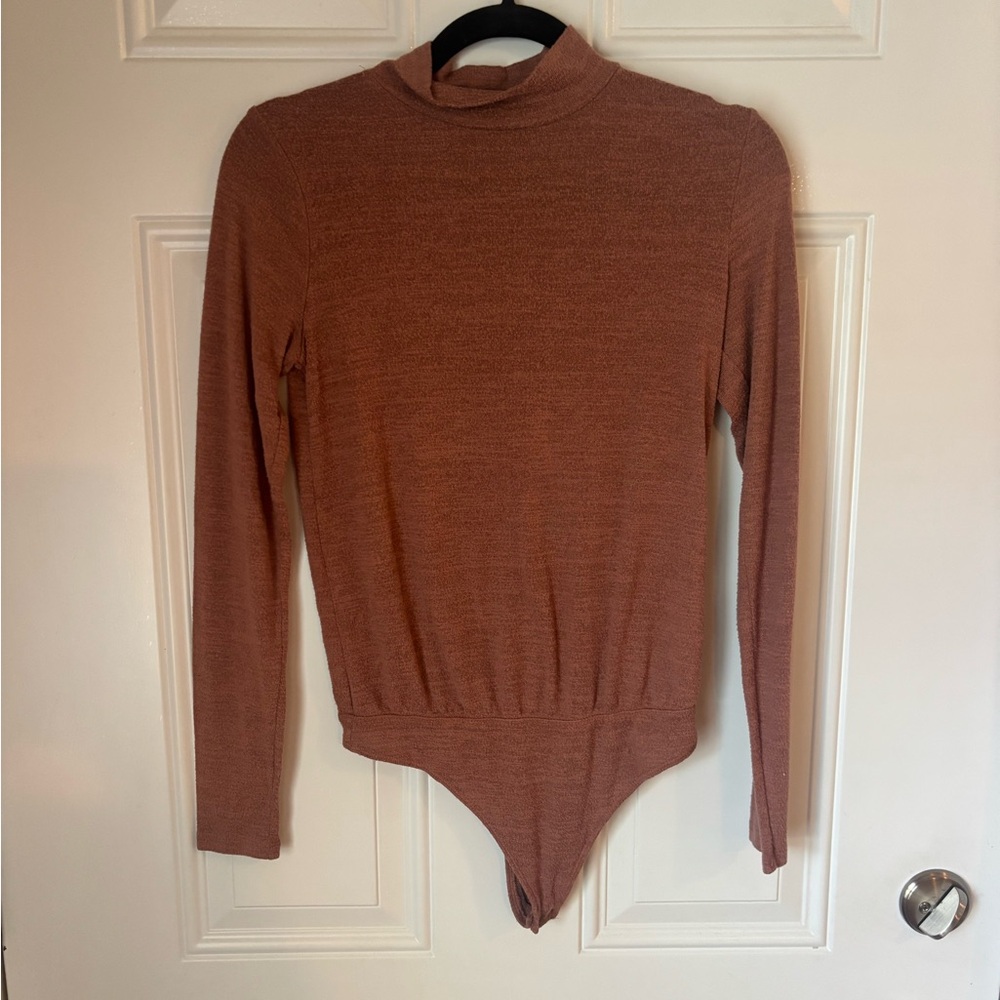 Abercrombie & Fitch Brown Ribbed Long Sleeve Top - Picture 2 of 6